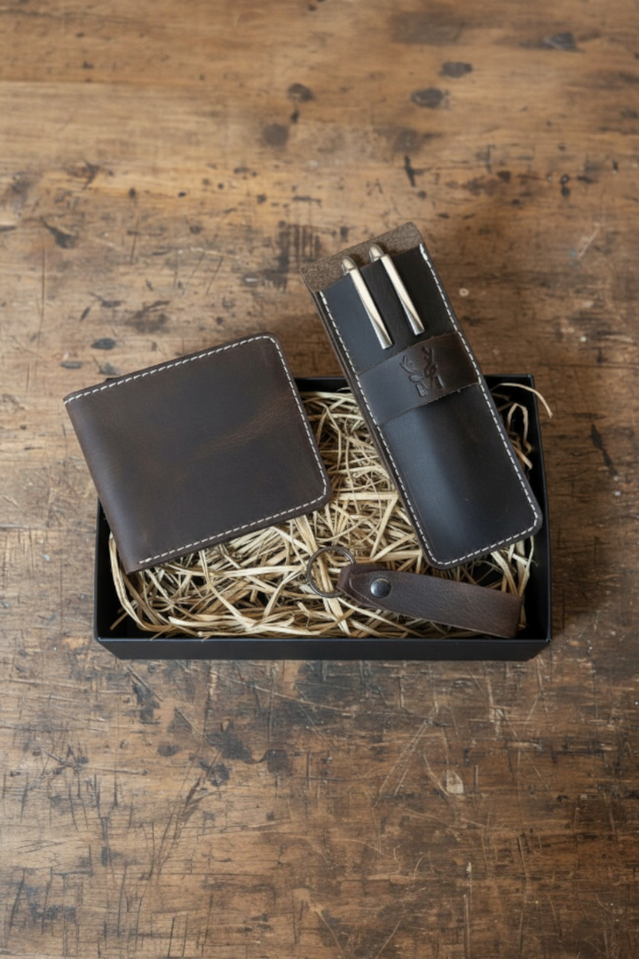 Hakiki Deri Hediye Seti: Cosmos Cüzdan + Zey Kalemlik + Mesa Anahtarlık